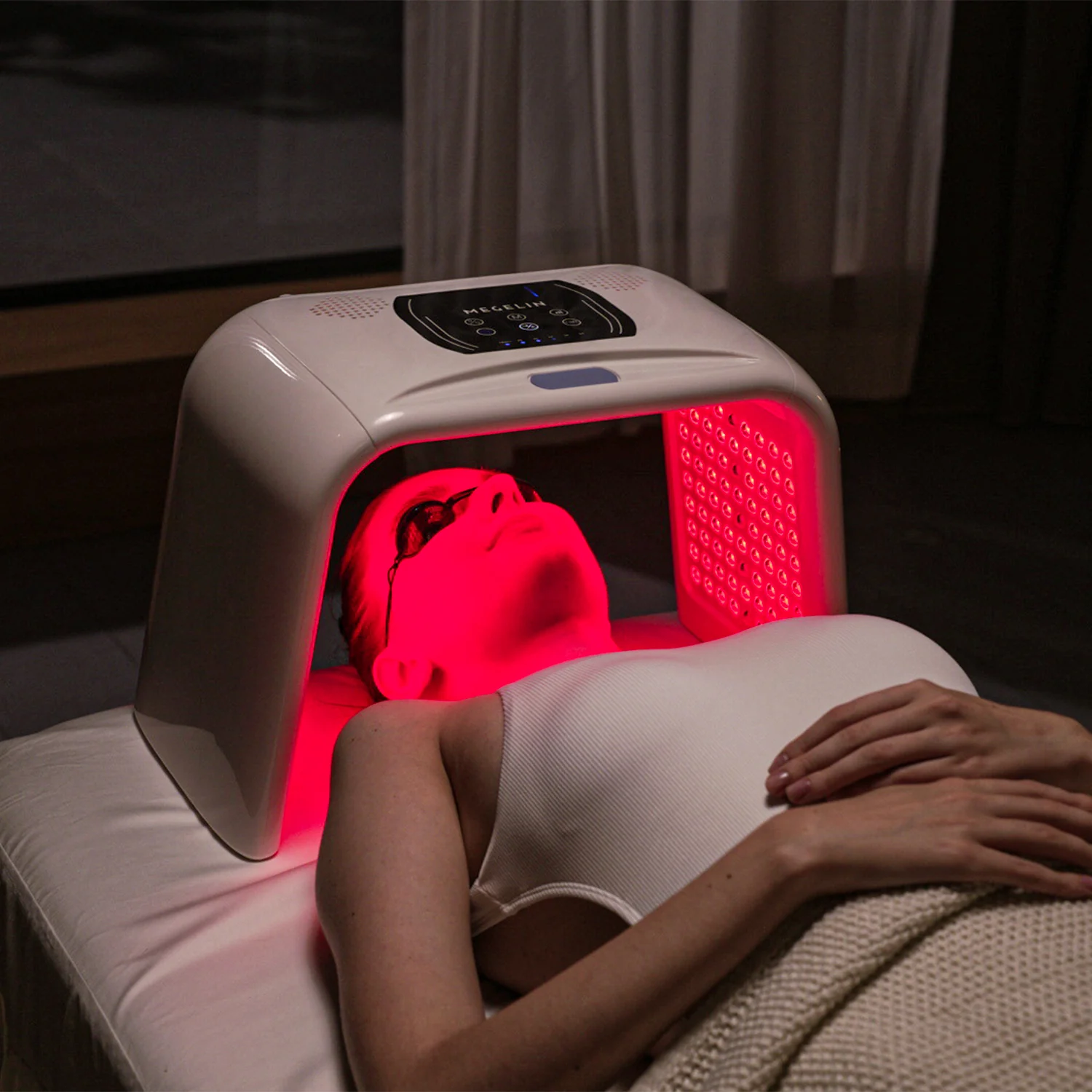 LED Red Light Therapy Machine - Image 2