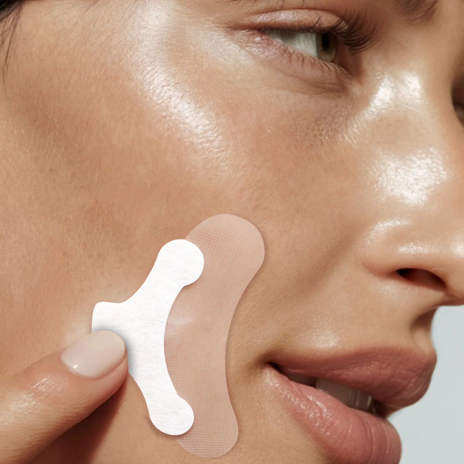 Megelin Micro-Infusion Smile Line Patches - Image 4