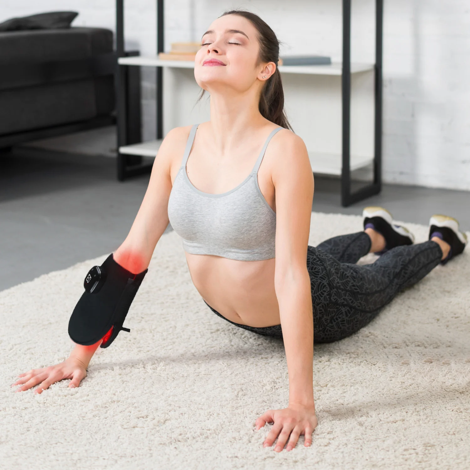 Megelin Red Light Therapy Heating Glove - Image 7
