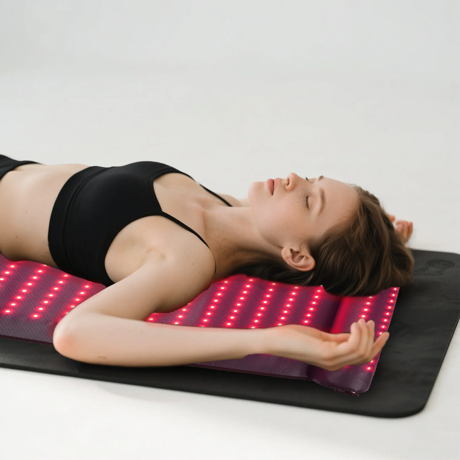 Megelin Red Light Therapy Pad with Neck Support - Image 4